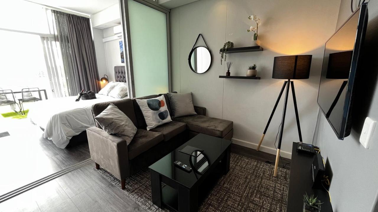 Modern Luxury Studio With Breathtaking City Views - No Load Shedding Cape Town Exterior photo