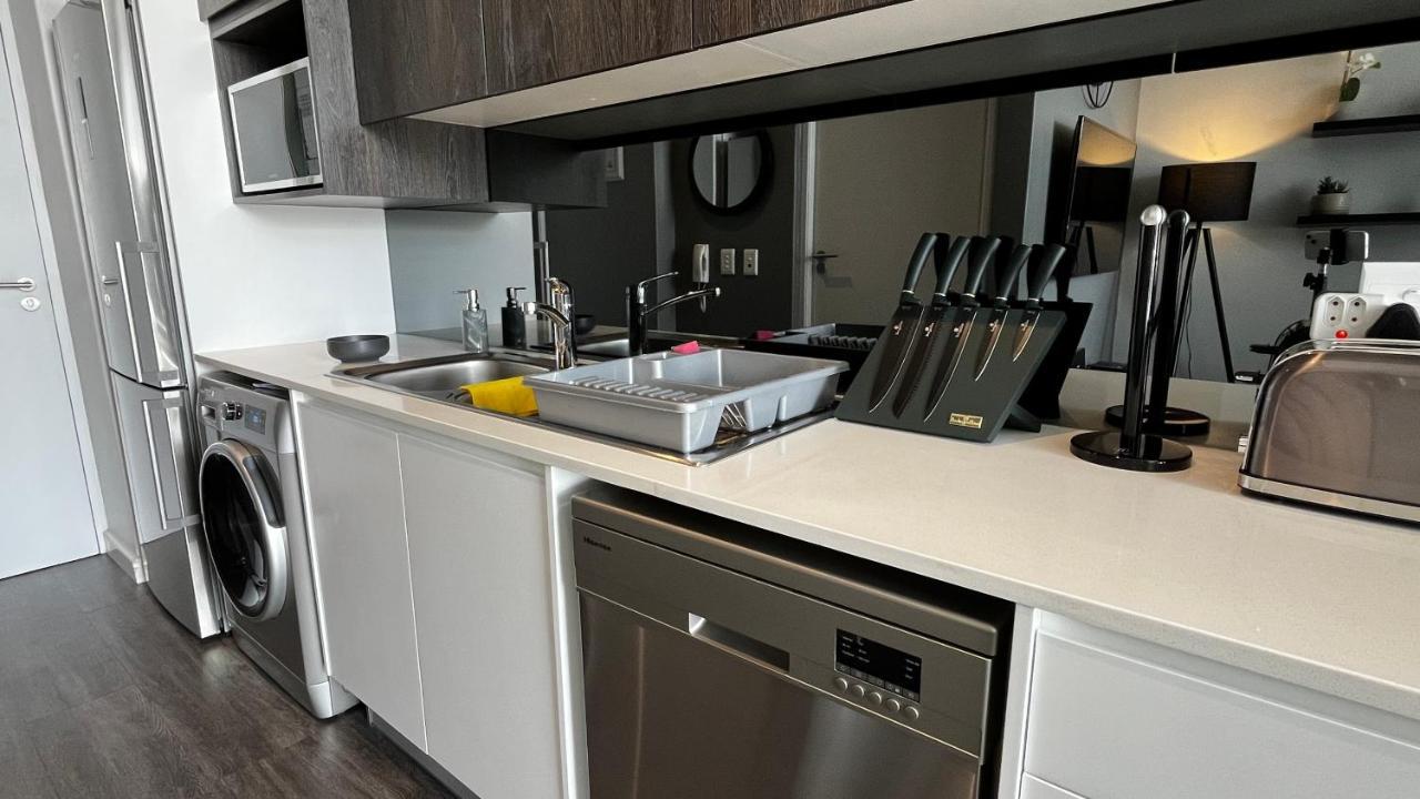 Modern Luxury Studio With Breathtaking City Views - No Load Shedding Cape Town Exterior photo