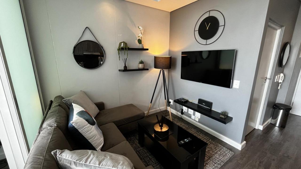 Modern Luxury Studio With Breathtaking City Views - No Load Shedding Cape Town Exterior photo